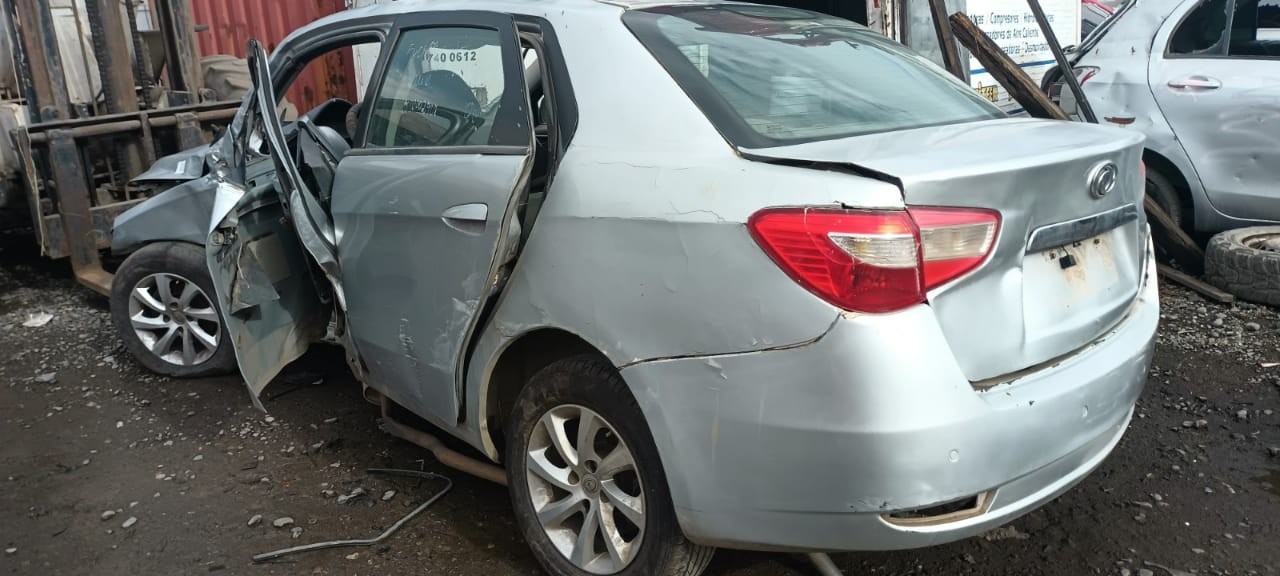 MUñON DFM S30 2013  USADO  EN DESARME